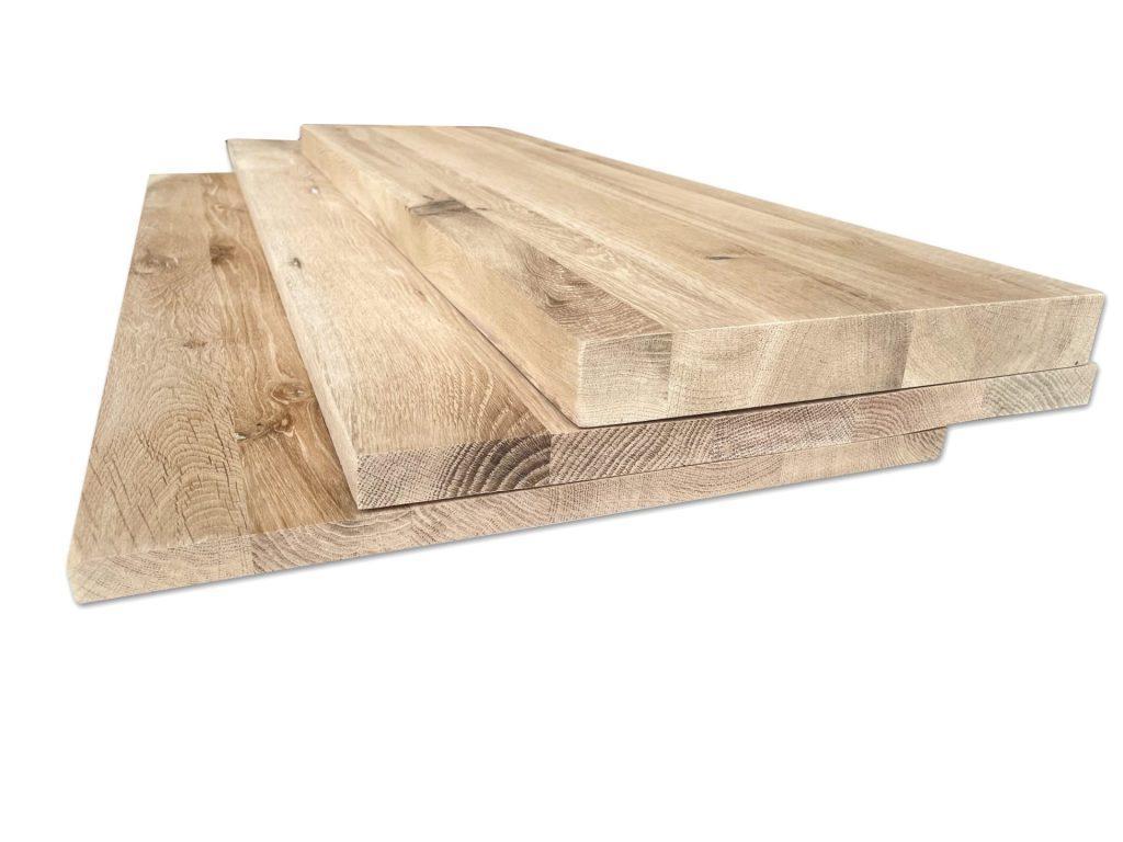 18, 25 en 40 mm dikke massief eiken paneel. Op elkaar gelegd zie je goed het verschil ik dikte. Bij Woodstyles heb je ruime keuze in afmetingen en deze panelen zijn direct uit voorraad leverbaar, dus snelle levering in zowel België als Nederland voor spotprijzen