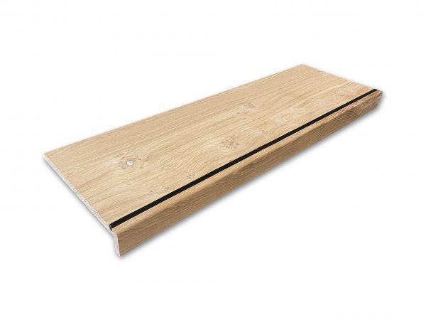 Massief eiken overzettreden met antislip. Wordt verkocht per paneel waar u twee traptreden uithaalt. Uw trap modern renoveren kan makkelijk met deze overzettrede. Woodstyles heeft een grote voorraad en levert snel tegen scherpe prijzen