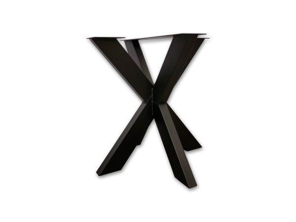 Metalen matrixpoot spinpoot. Door zijn compacte afmetingen ideaal voor de horeca. Voor een industriële look van uw tafel. Afgewerkt met een slijtvaste zwarte poedercoat. Bij woodstyles grote voorraad. Direct en snel uit voorraad leverbaar in belgië en nederland. Voor scherpe prijzen