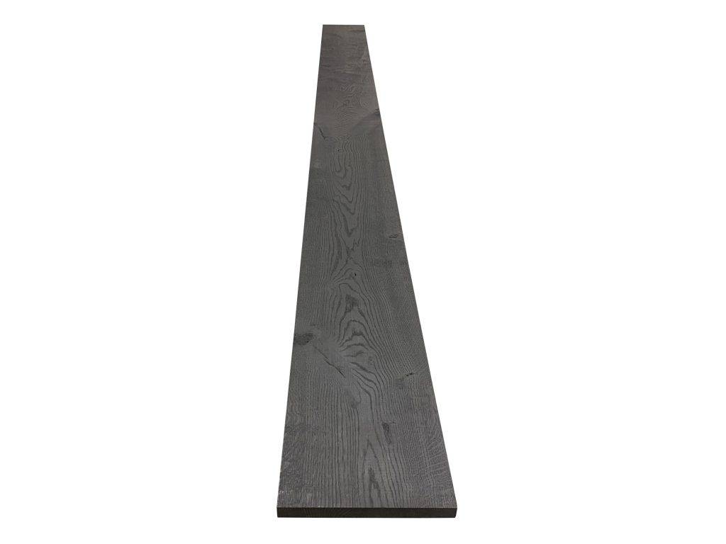 Massief eiken plank carbon black. Massief eiken planken met een rustieke uitstraling. Bij Woodstyles volop uit voorraad te verkrijgen in drie verschillende kleuren. Grey wash, middle grey en carbon black. Kies zelf uw favoriete kleur. Met een afmeting van 19 mm dik, 19,5 cm breed en 250 cm lang, zijn dit ideale planken om op allerlei manieren te kunnen gebruiken. Woodstyles biedt u deze planken ook voor een zeer scherpe prijs aan!