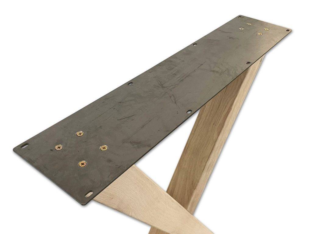 Eiken X-bartafelpoot van massief eiken. Prachtige poten voor onder een eiken blad. Deze poten maken de tafel helemaal af! Bij Woodstyles verkrijgbaar en binnen 7 werkdagen bij u thuis geleverd